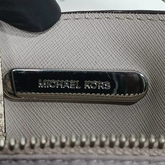 Michael Kors Metallic Faux Snakeskin Purse Crossbody Animal Print - Picture 4 of 13